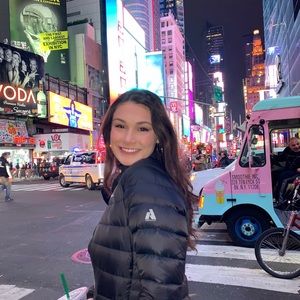 Meet your Posher, Pamela